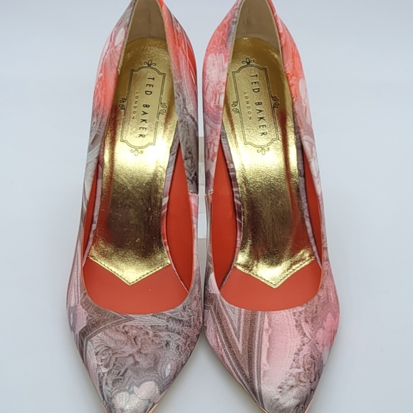 Ted Baker Pumps - Picture 2 of 7